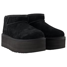 Ugg-Classic Ultra Mini Platform Ankle Boots - Ugg - Leather - Black-Black