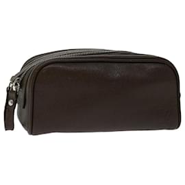 Louis Vuitton-LOUIS VUITTON Taiga Trousse Yvan Clutch Grizzly M32498 LV Auth 67738-Andere