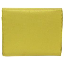 Prada-Prada – Zweifach gefaltete Brieftasche aus gelbem Nylon und Saffiano-Gelb