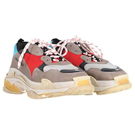 Balenciaga-Balenciaga Triple S Low Top Sneakers en Poliuretano Multicolor-Multicolor