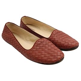 Bottega Veneta-Flache Schuhe aus Intrecciato-Nappaleder in Rot-Rot