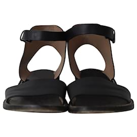 Chloé- Chloe Embellished Open-Toe Flat Sandals in Black Leather-Black
