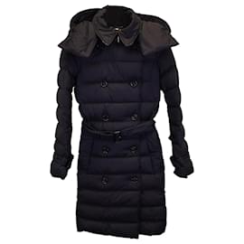 Burberry-Burberry Manteau en duvet matelassé à capuche et à boutonnage doublé avec ceinture en nylon noir-Noir