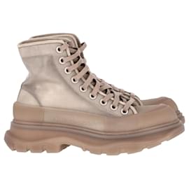 Alexander Mcqueen-Alexander McQueen Bottes Tread Slick en maille en nylon beige-Marron,Beige