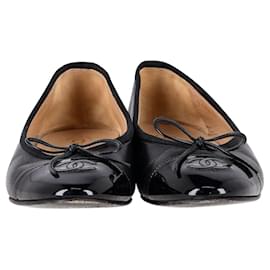 Chanel-Chanel CC Cap Toe Bow Ballet Flats in Black Leather-Black