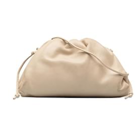 Bottega Veneta-The Pouch Mini Leather Bag 585852-Other