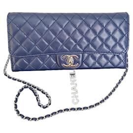 Chanel-Carteira clássica-Azul