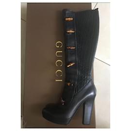 Gucci-Gucci Knee High Heel Black Leather Boots Bamboo Buckle Quileted-Black