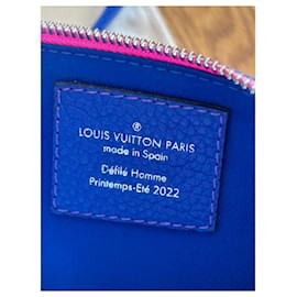 Louis Vuitton-Louis Vuitton Limited Edition

Louis Vuitton Limited Edition-Mehrfarben
