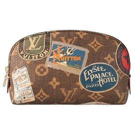 Louis Vuitton Necessaire de cosméticos LV nova Marrom