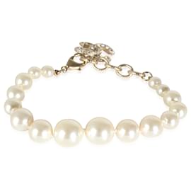 Chanel-Chanel 2022 Bracciale graduato in perle finte con strass placcati oro CC-Altro