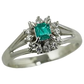 Autre Marque-Platinum Emerald Ring-Other