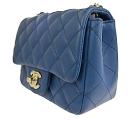 Chanel-CHANEL Mini Matelasse-Blau