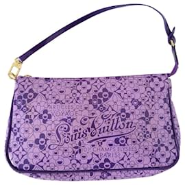 Louis Vuitton-Bolso de accesorios Louis Vuitton Cosmic Blossom en cuero vernis morado.-Púrpura