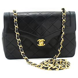 Chanel-Borsa a tracolla piccola con catena a patta singola CHANEL Pelle di agnello trapuntata nera-Nero