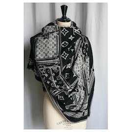 Louis Vuitton-LOUIS VUITTON LET’S GO Blanket New-Black