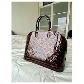 Louis Vuitton-Alma GM-Burdeos