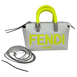 Fendi-Bolsas FENDI Couro-Cinza