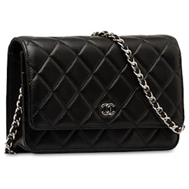 Chanel-Carteira Chanel CC Classic em pele de cordeiro preta com bolsa crossbody em corrente-Preto