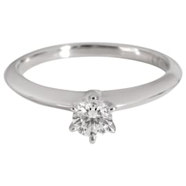 Tiffany & Co-TIFFANY & CO. Bague de fiançailles diamant solitaire en platine G VS1 0.25 ct-Argenté,Métallisé