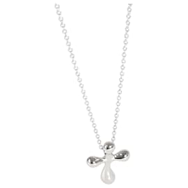 Tiffany & Co-TIFFANY & CO. Elsa Peretti Cross Pendant on a Chain, platinum-Silvery,Metallic