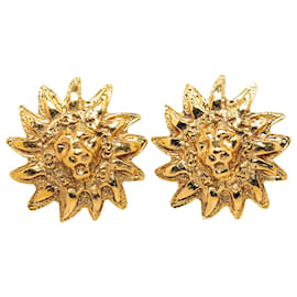 Chanel-Chanel Gold Lion Motiff Clip On Earrings-Golden