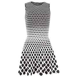 Alexander Mcqueen-Alexander Mcqueen Knit Honeycomb Skater Dress in Black Print Viscose-Other
