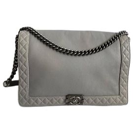 Bolsa Chanel Boy Cinza Couro Liso XXL Cinza