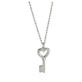 Tiffany & Co-TIFFANY Y COMPAÑIA. Colgante de llave en forma de corazón en plata de ley-Otro