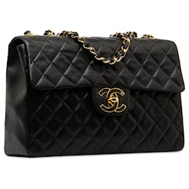 Chanel-Bolso de hombro Chanel Maxi XL clásico de piel de cordero con solapa única negro-Negro