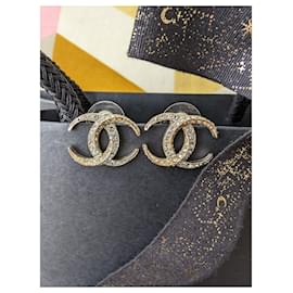 Chanel-Brincos CC B15C Logo Dubai Moon Crystal GHW com Caixa RARA-Dourado