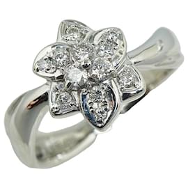 Autre Marque-Platinum Diamond Flower Ring-Other