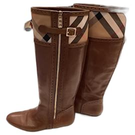 Burberry-Boots-Brown