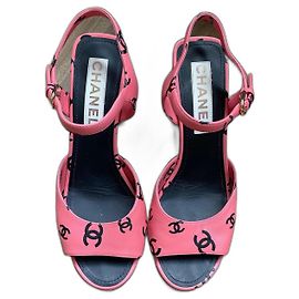 Chanel Monogramm-Absatzsandale Pink