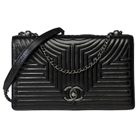 Chanel-CHANEL Tasche aus schwarzem Leder - 101782-Schwarz