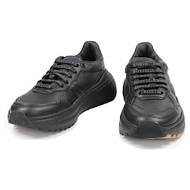 Bottega Veneta-Sneakers-Black