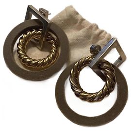 Jacquemus Albi Creolen Ohrringe Khaki Leder Khaki