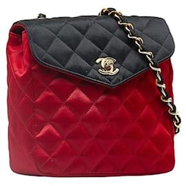 Chanel-Bolso de hombro acolchado de satén con cadena-Otro