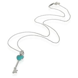 Tiffany & Co-TIFFANY Y COMPAÑIA. Colgante clave con forma de corazón azul esmaltado en plata de ley-Plata,Metálico