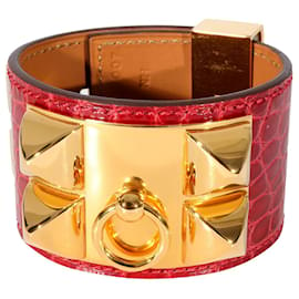 Hermès-Bracelet Collier De Chien Hermès doré en alligator fuchsia-Métallisé