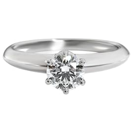 Tiffany & Co-TIFFANY & CO. Anel de noivado solitário de diamante em platina I VS2 0.62 ctw-Prata,Metálico