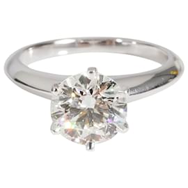 Tiffany & Co-TIFFANY & CO. Anello di fidanzamento con diamante solitario in platino H VS1 1.53 ct-Argento,Metallico
