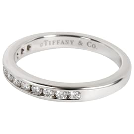 Tiffany & Co-TIFFANY & CO. Kanal eingestellt 13 Diamant-Hochzeitsband, Platin 0.24 ctw-Silber,Metallisch
