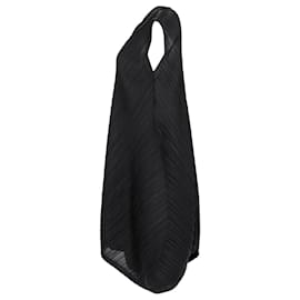 Pleats Please-Pleats Please Issey Miyake Tap Dress aus schwarzem Polyester-Schwarz
