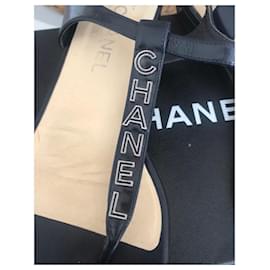 Chanel-Sandálias-Azul marinho