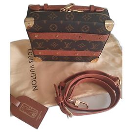 Louis Vuitton Asa de maleta NBA Chocolate