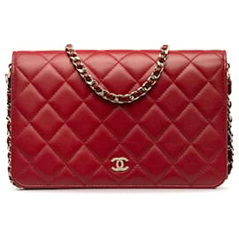 Chanel-Rote Chanel CC Umhängetasche aus Lammleder mit Perlen-Geldbörse und Kette-Rot