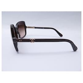 Chanel-Gesteppte Sonnenbrille mit Chanel-Logo und CC 5245 + BRILLEN-SONNENBRILLEN-ETUI-Braun