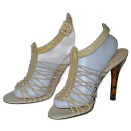 Versace sandalias Beige
