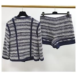 Chanel-Conjunto de chaqueta y pantalones cortos de tweed CHANEL 13P-Multicolor